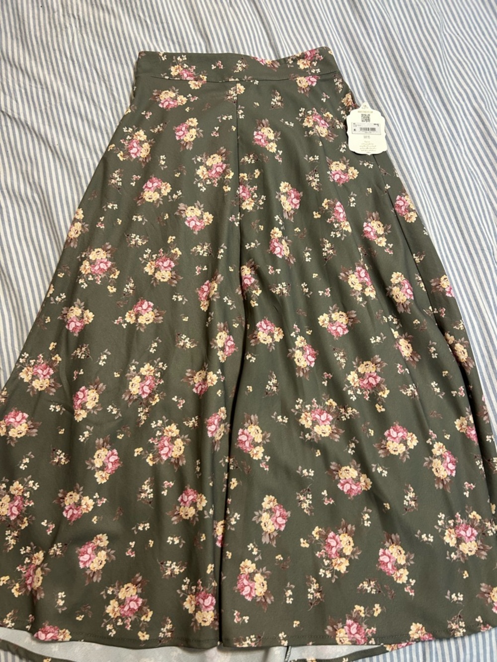 Altard state Olive Green Floral Midi Skirt